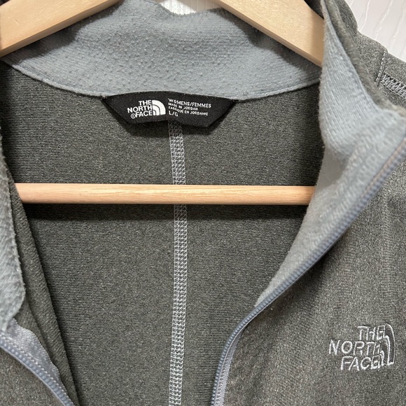 The North Face women's athletic full zip jacket, size Large. - Picture 4 of 5